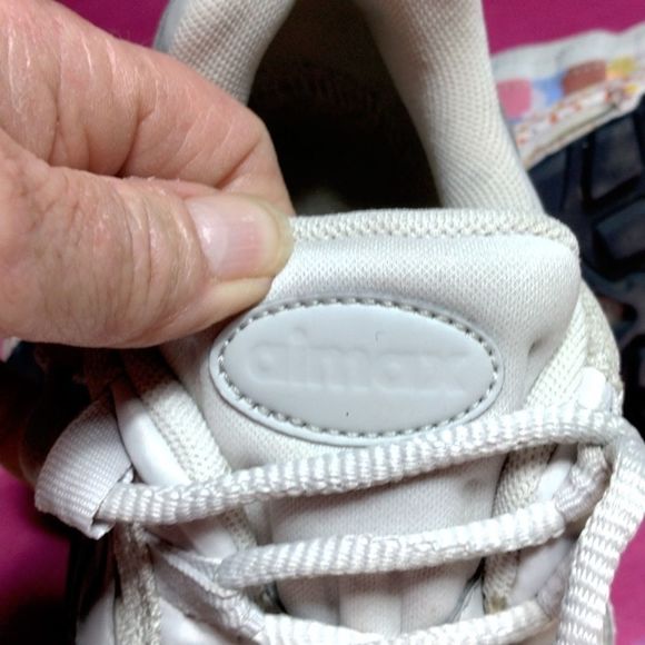 Nike Air Max Women's Sneakers Size 9.5 in Good Condition - Picture 6 of 8